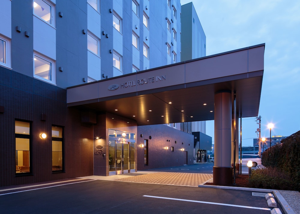 HOTEL ROUTE INN TAKAOKA EKIMAE 50/53