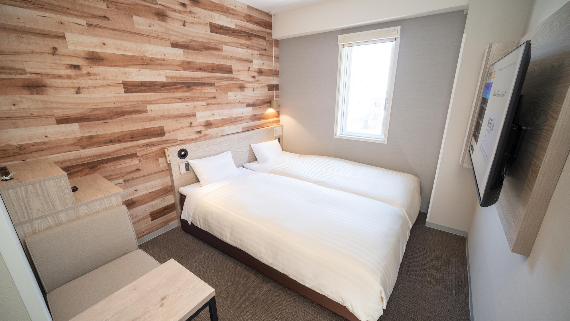 Compact, Standard, Twin Beds