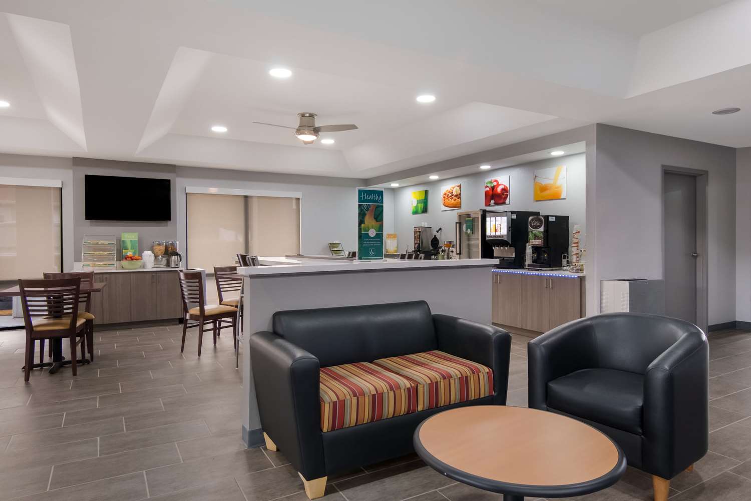Quality Inn near Casinos and Convention Center 26/34