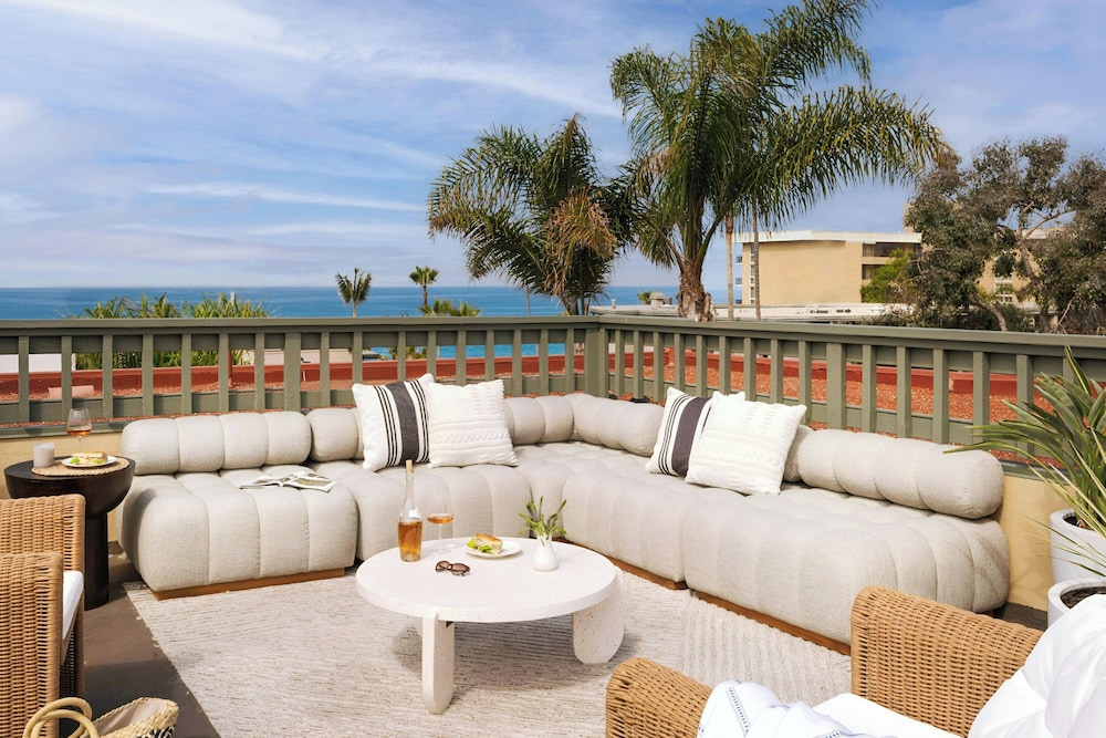 Laguna Brisas A Beach Hotel 37/50