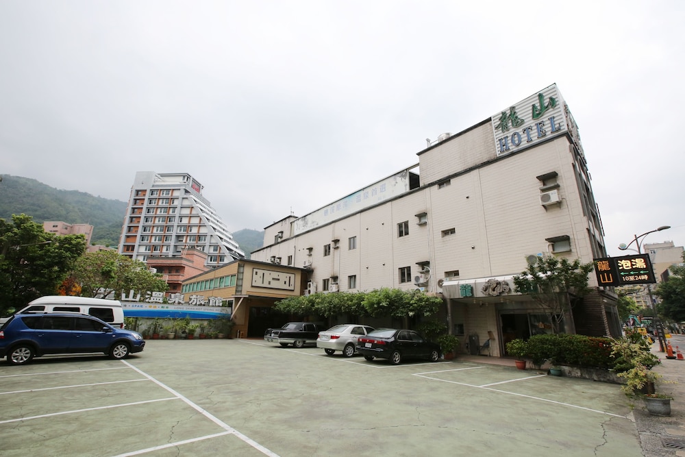 Long Shan Hotel 62/68