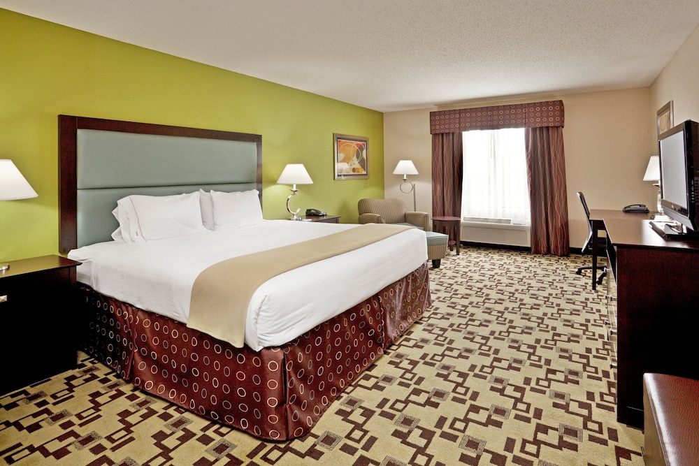 Holiday Inn Express Troutville - Roanoke North 26/60