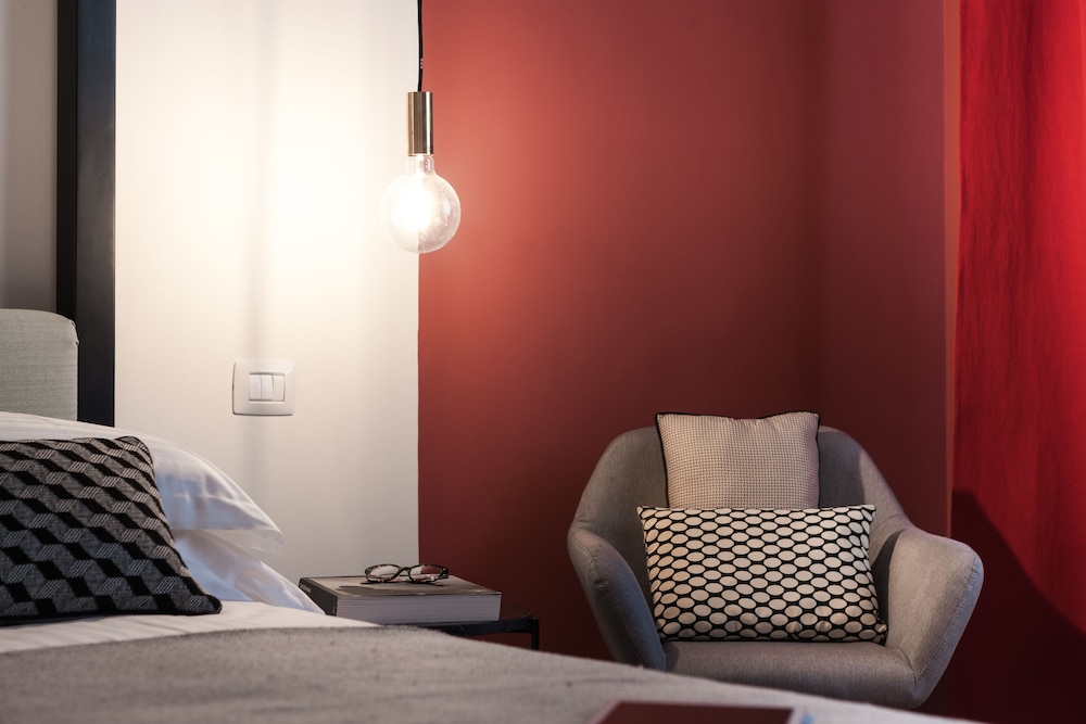 Lorena Suites & Apartments 51/61