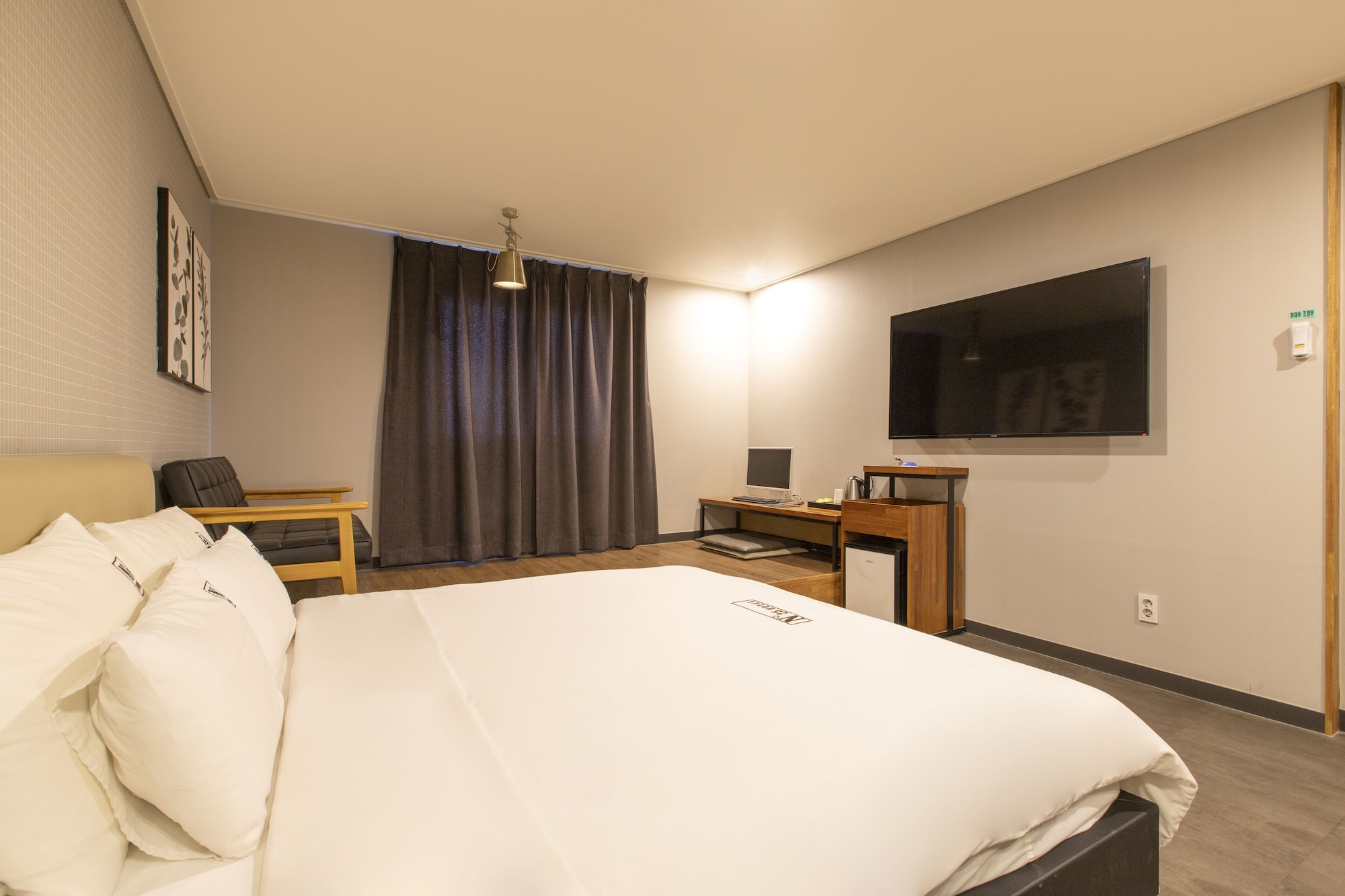 PREMIER, DOUBLE BED