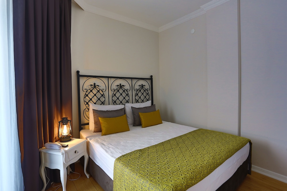 Azuu Boutique Hotel 7/76
