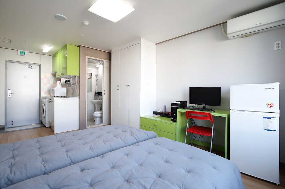 SB Guest House 3/23