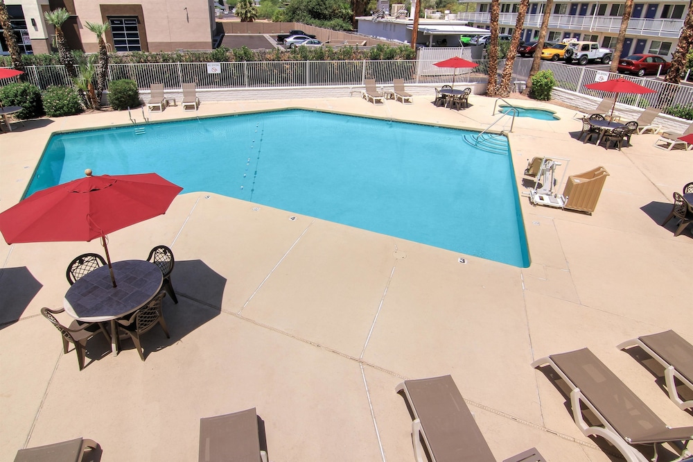 Motel6 Scottsdale, AZ - Old town Scottsdale/Fashion Square 26/40