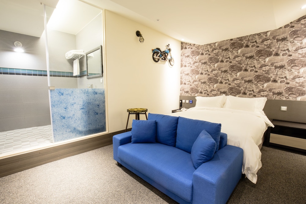 Walker Hotel Ximen 36/50