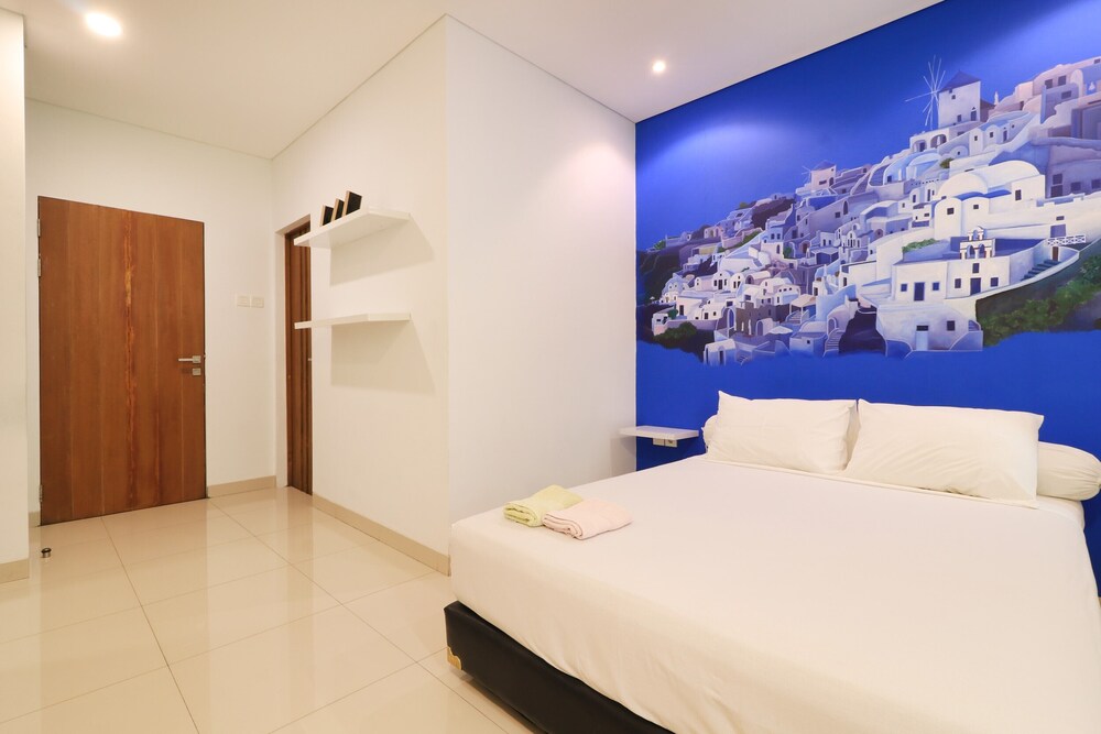 DELUXE, DOUBLE BED