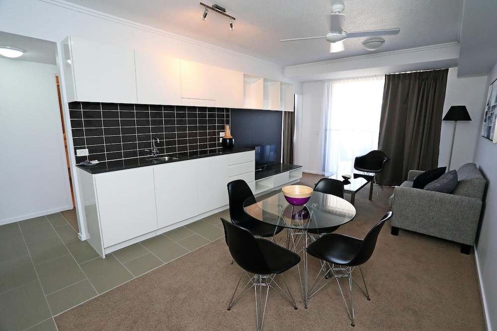 Q Resorts Paddington 45/54