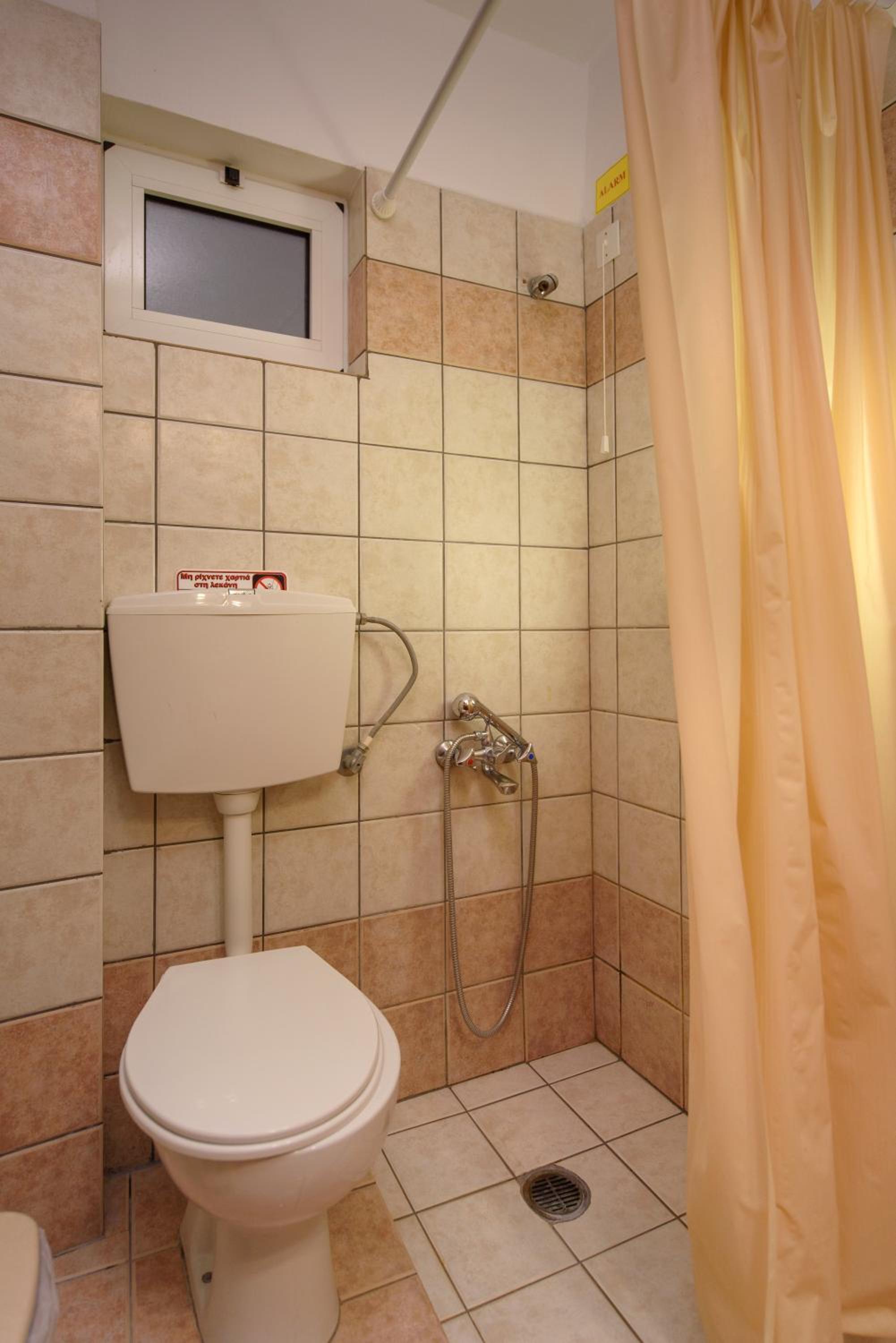 Melissa Hotel 44/46