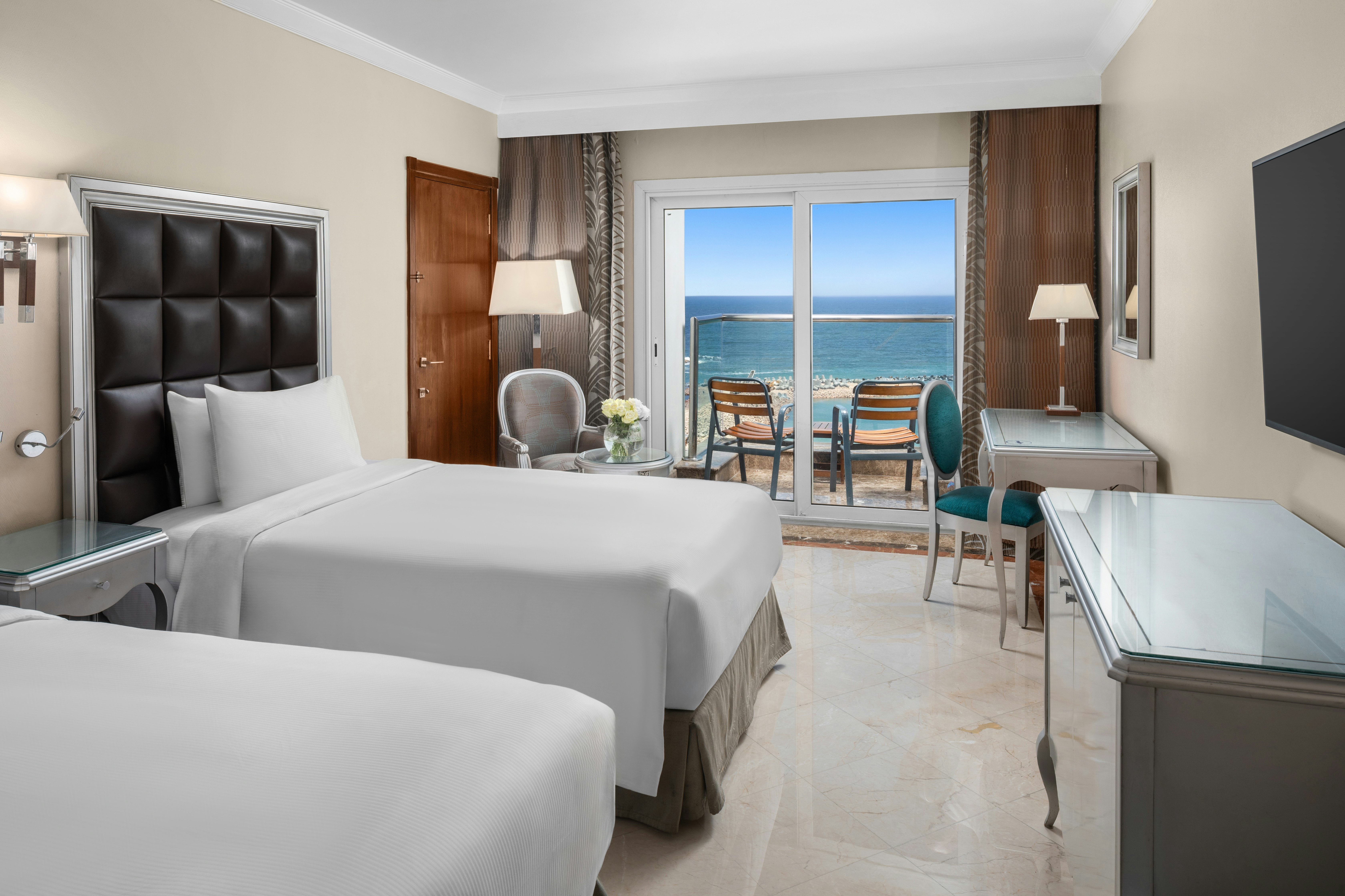 Deluxe, Twin Beds, Full Sea View