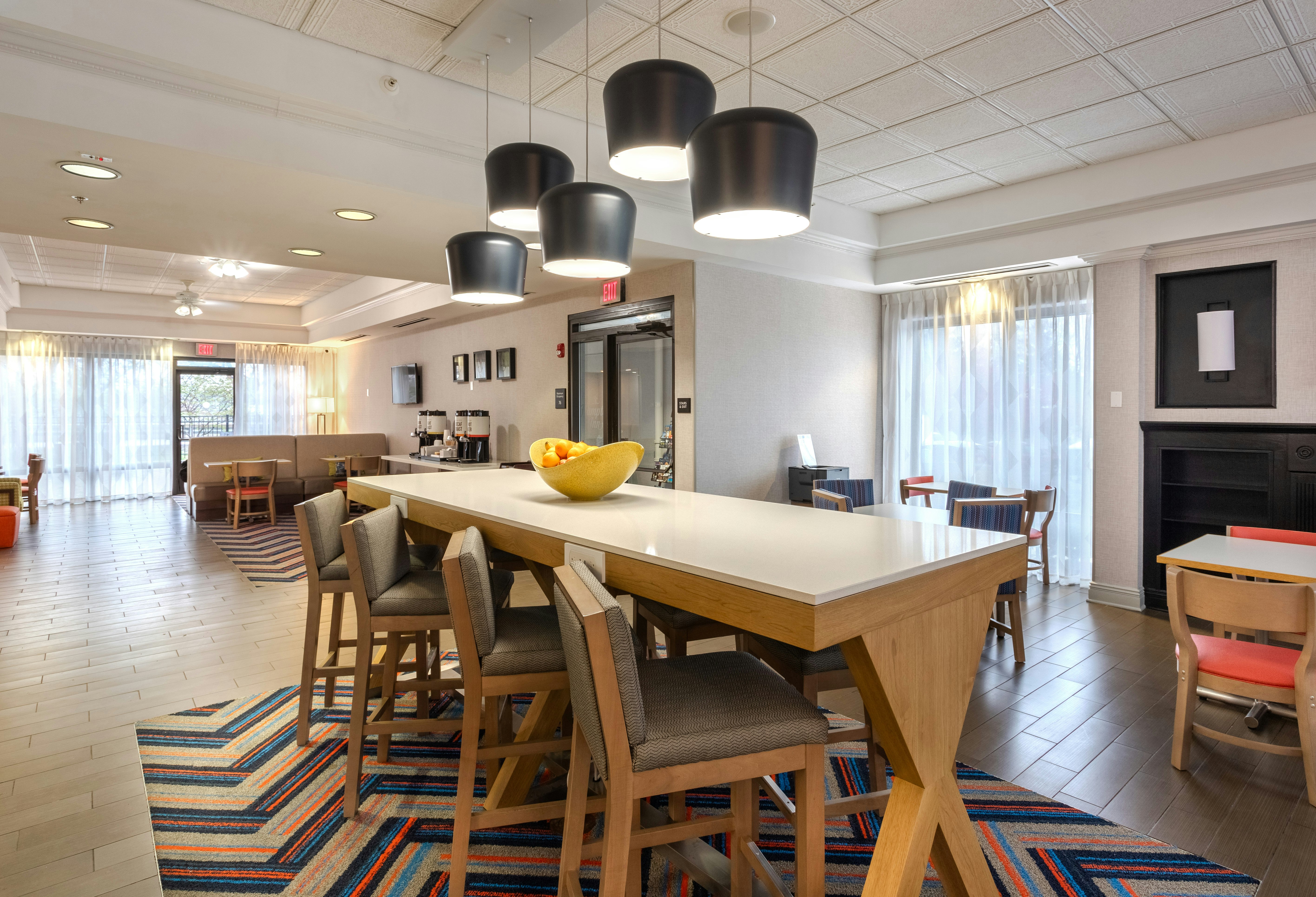 Hampton Inn Buffalo South I 90 33/51