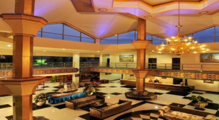Yusro Hotel Convention 22/33