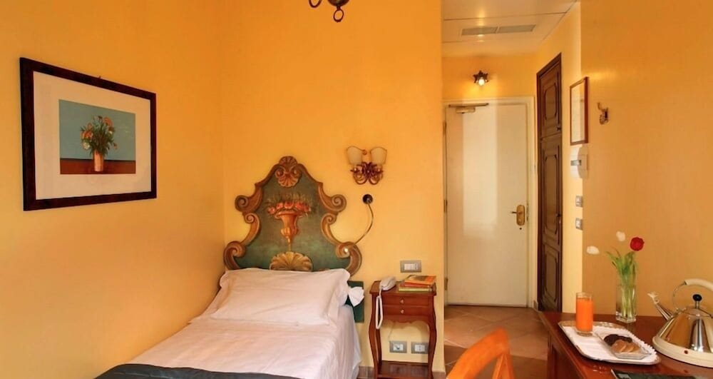 Mozart Hotel Rome 25/67