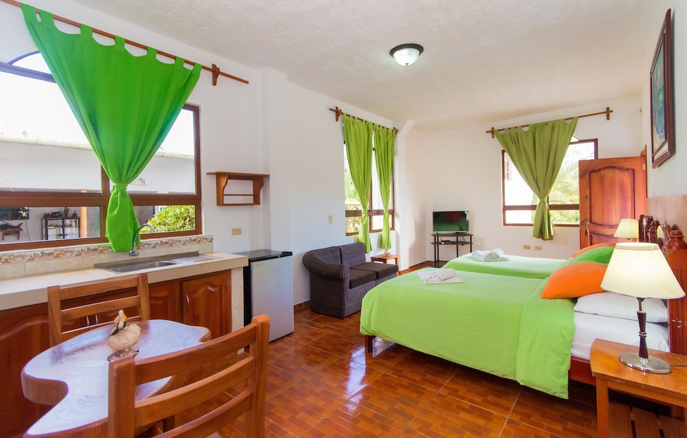 Twin Lodge Galapagos Hotel 29/68