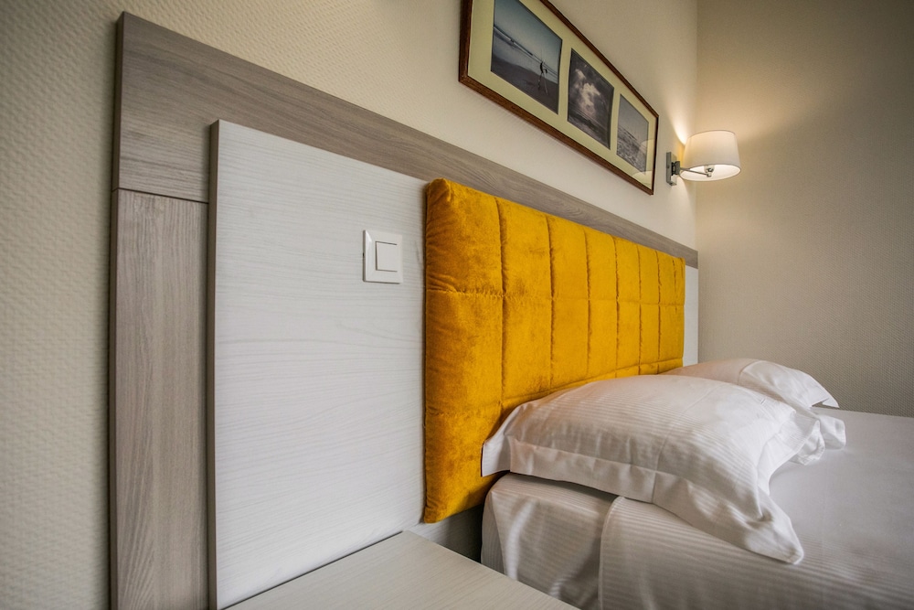 Hotel Le Dauphin 9/62