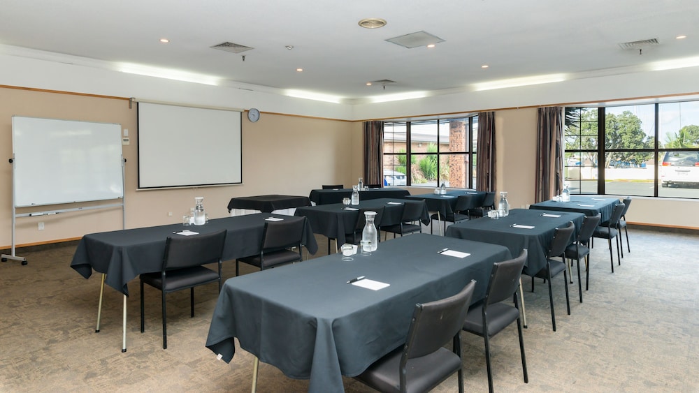 Distinction Whangarei Hotel And Conference Centre 42/49