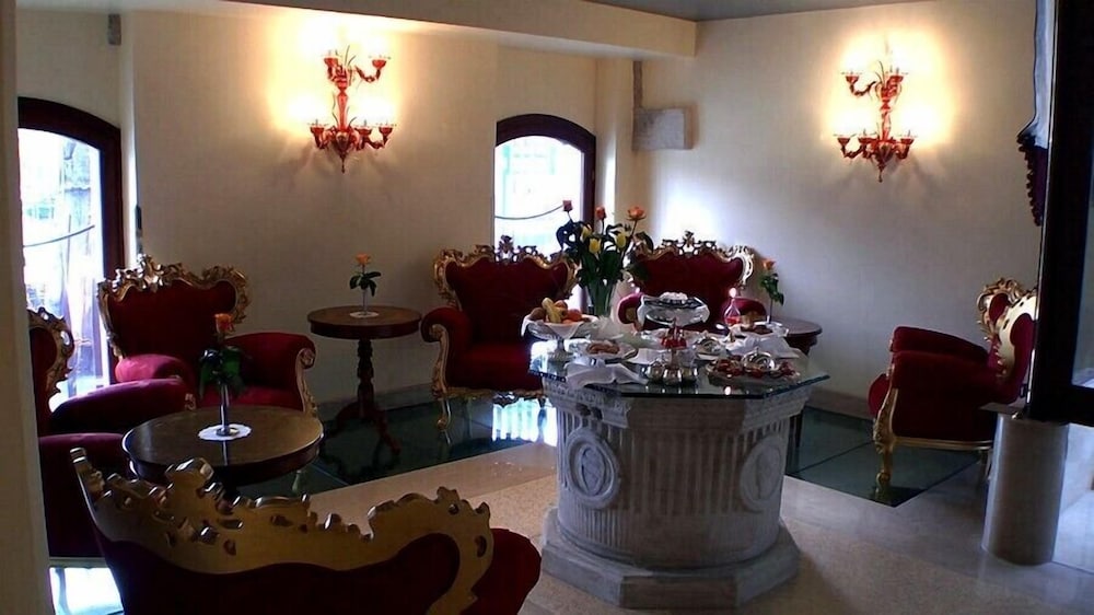 Pesaro Palace 50/60