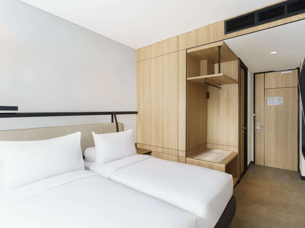STANDARD, TWIN BEDS
