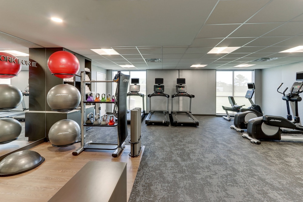 Fairfield Inn & Suites by Marriott Southport 26/45