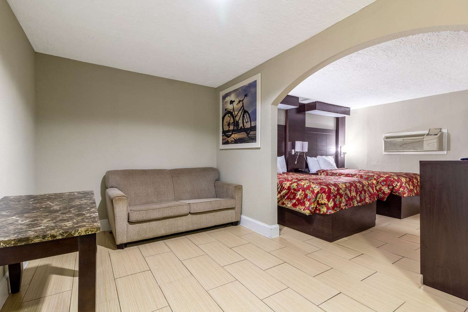 Rodeway Inn & Suites Houston near Medical Center 20/32