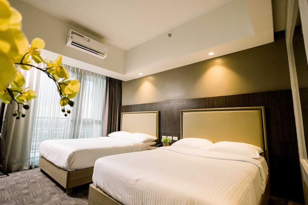 1 Bedroom, Deluxe, 2 Queen Beds, City View