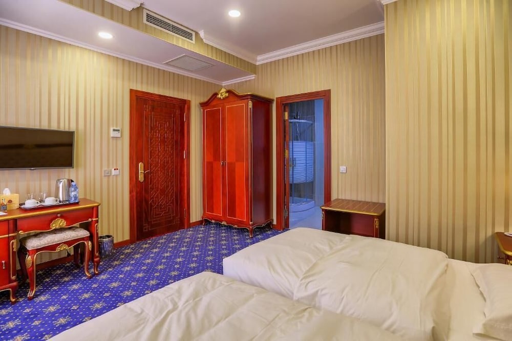 Shah Palace Hotel 18/77