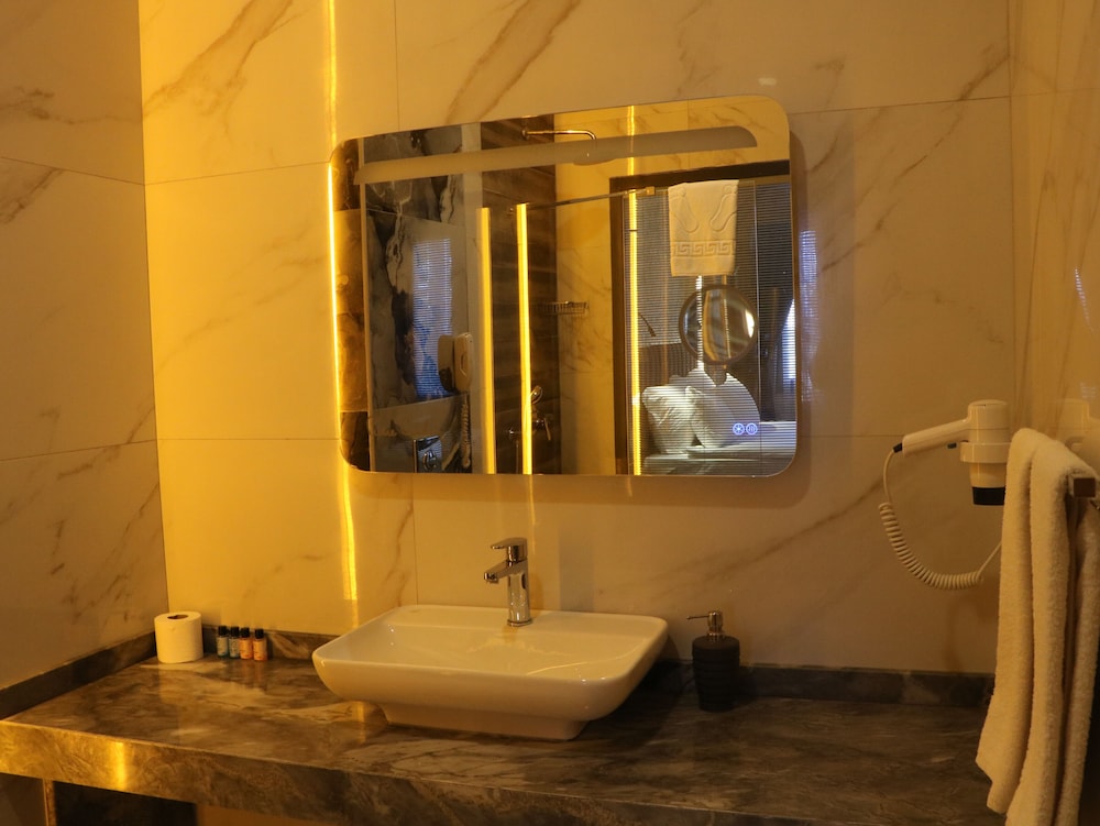 Isnova Hotel 32/32
