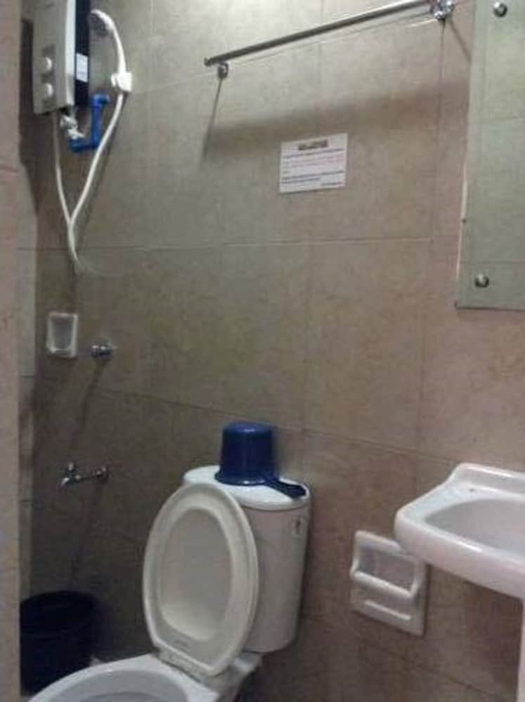 Ukl Ever Resort Hotel 34/40