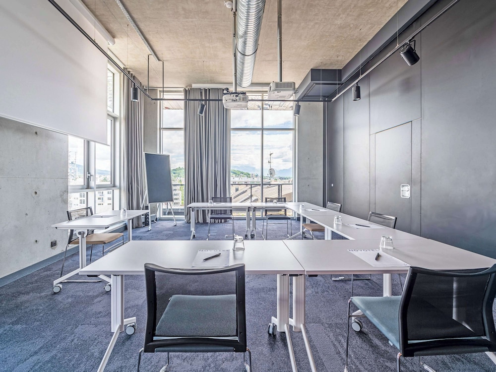 Novotel Annemasse Centre 57/63