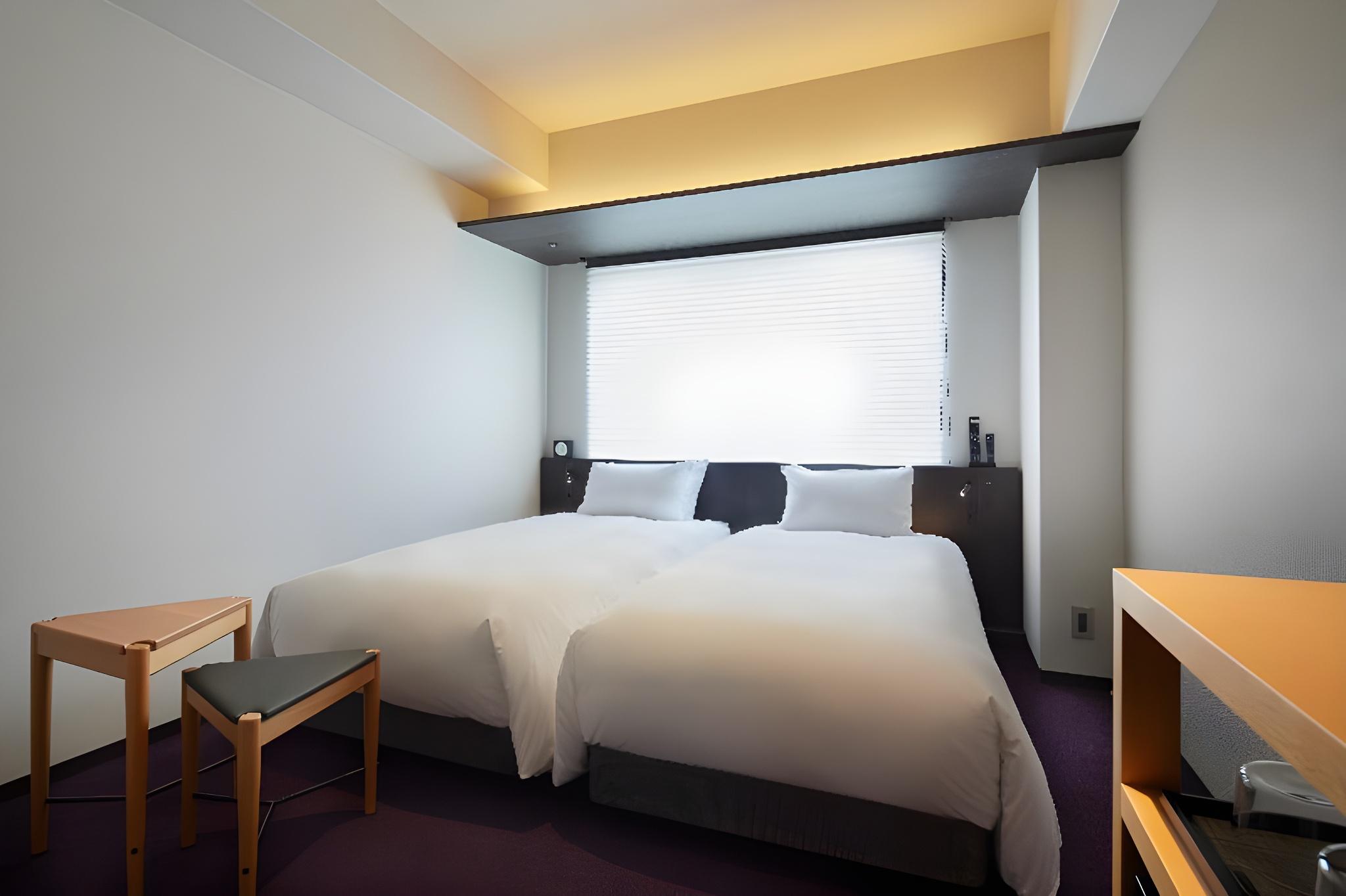 Superior, Single, Twin Beds