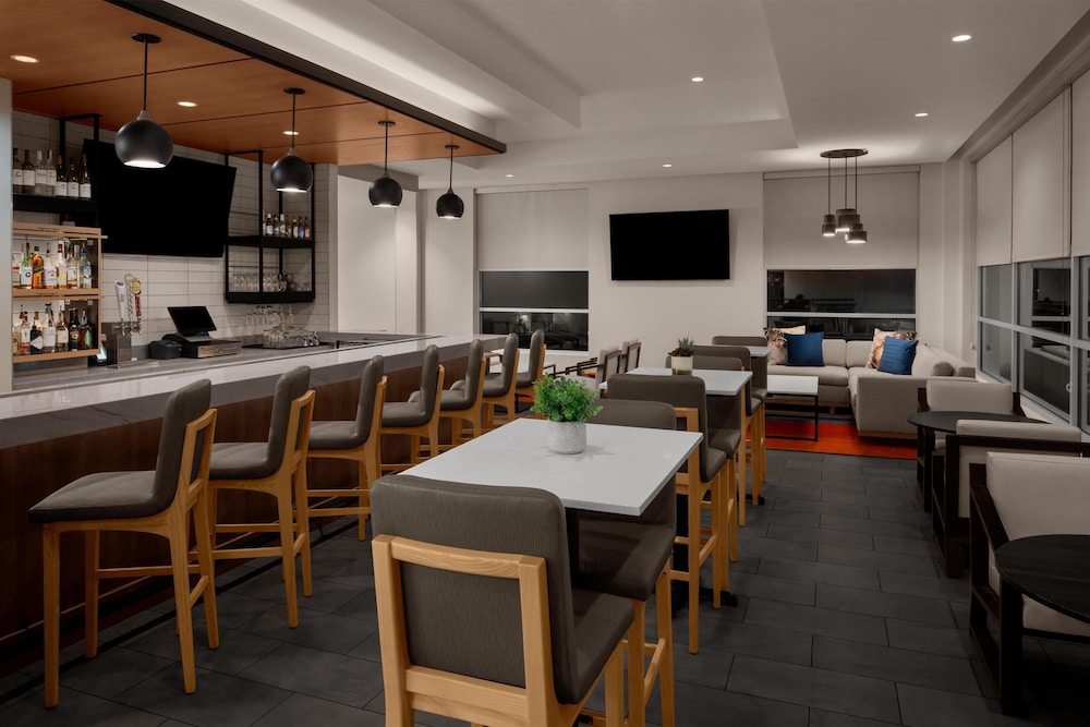 HYATT house Pittsburgh-South Side 56/68