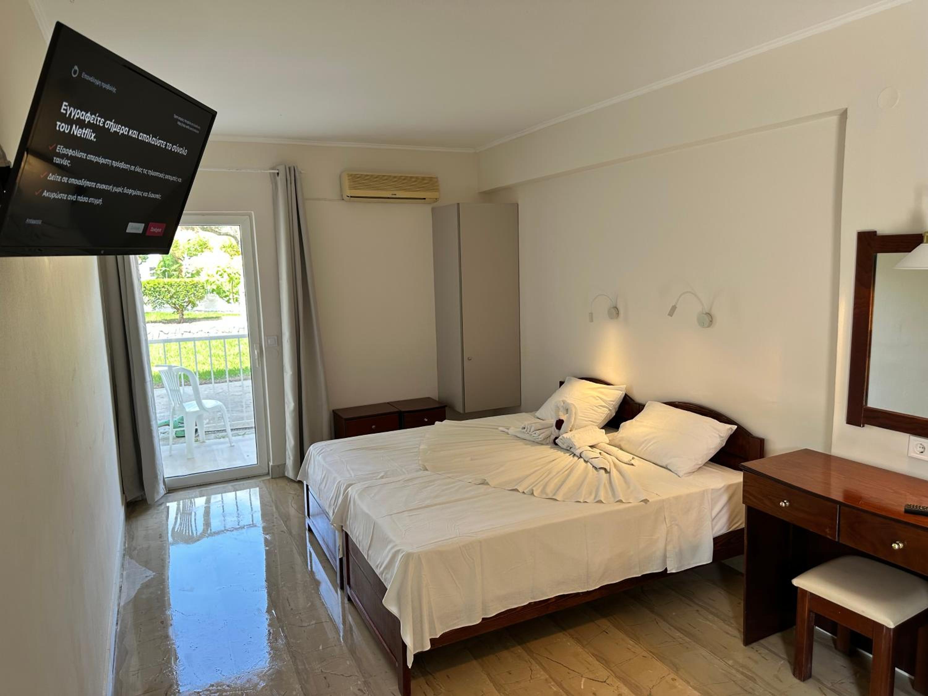 Aggelos Family Hotel 19/56