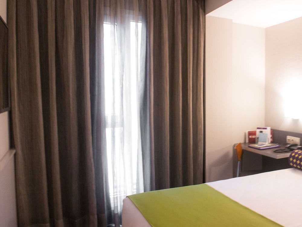 Mercure Madrid Centro Lope De Vega 62/75