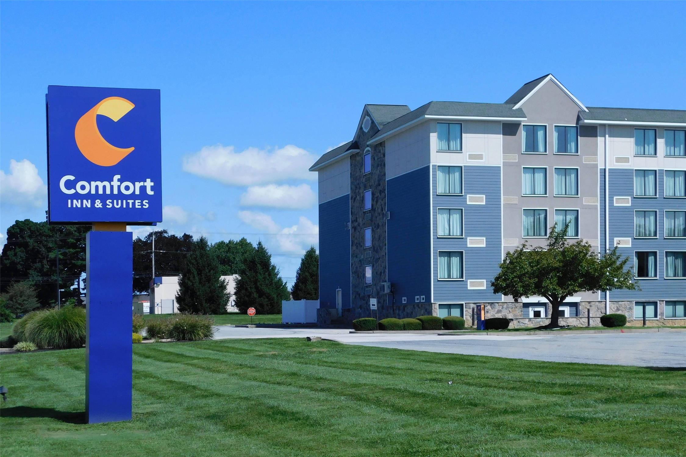 Comfort Inn & Suites Glen Mills - West Chester 23/25