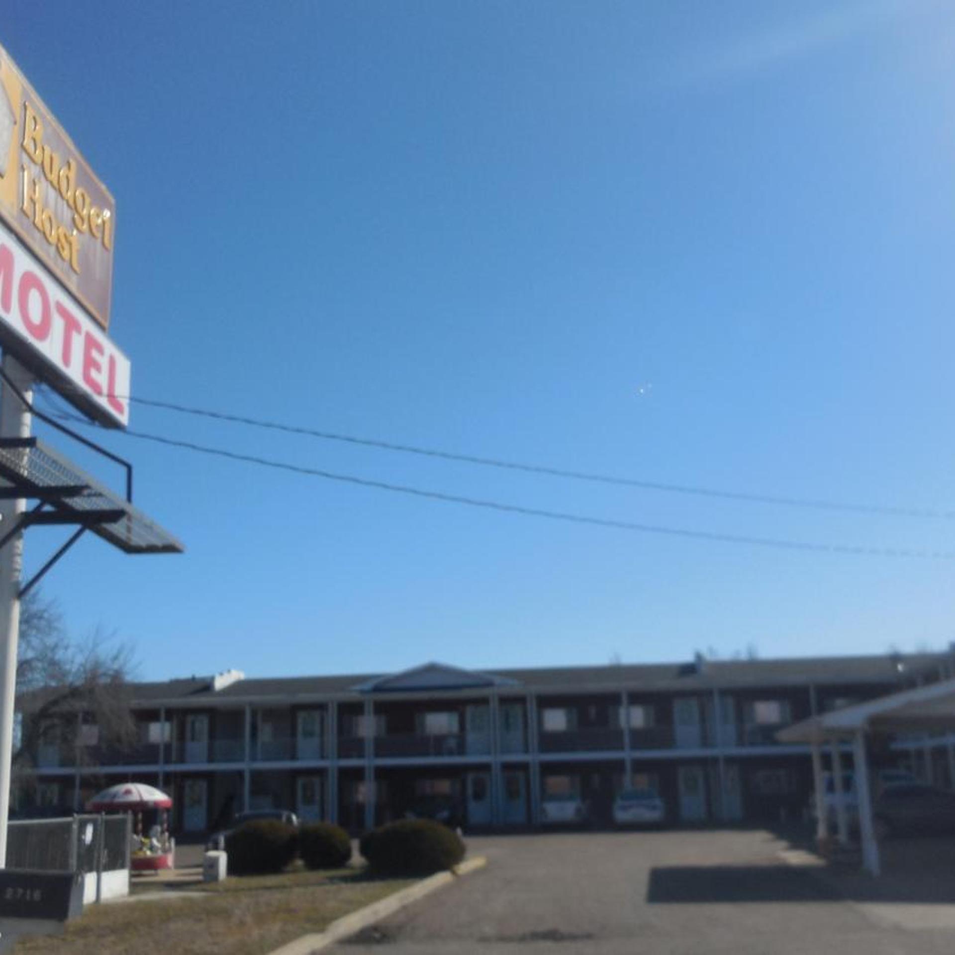 Budget Host 254 Inn Loveland 4/28