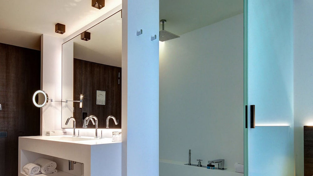 OLIVIA BALMES HOTEL 20/67