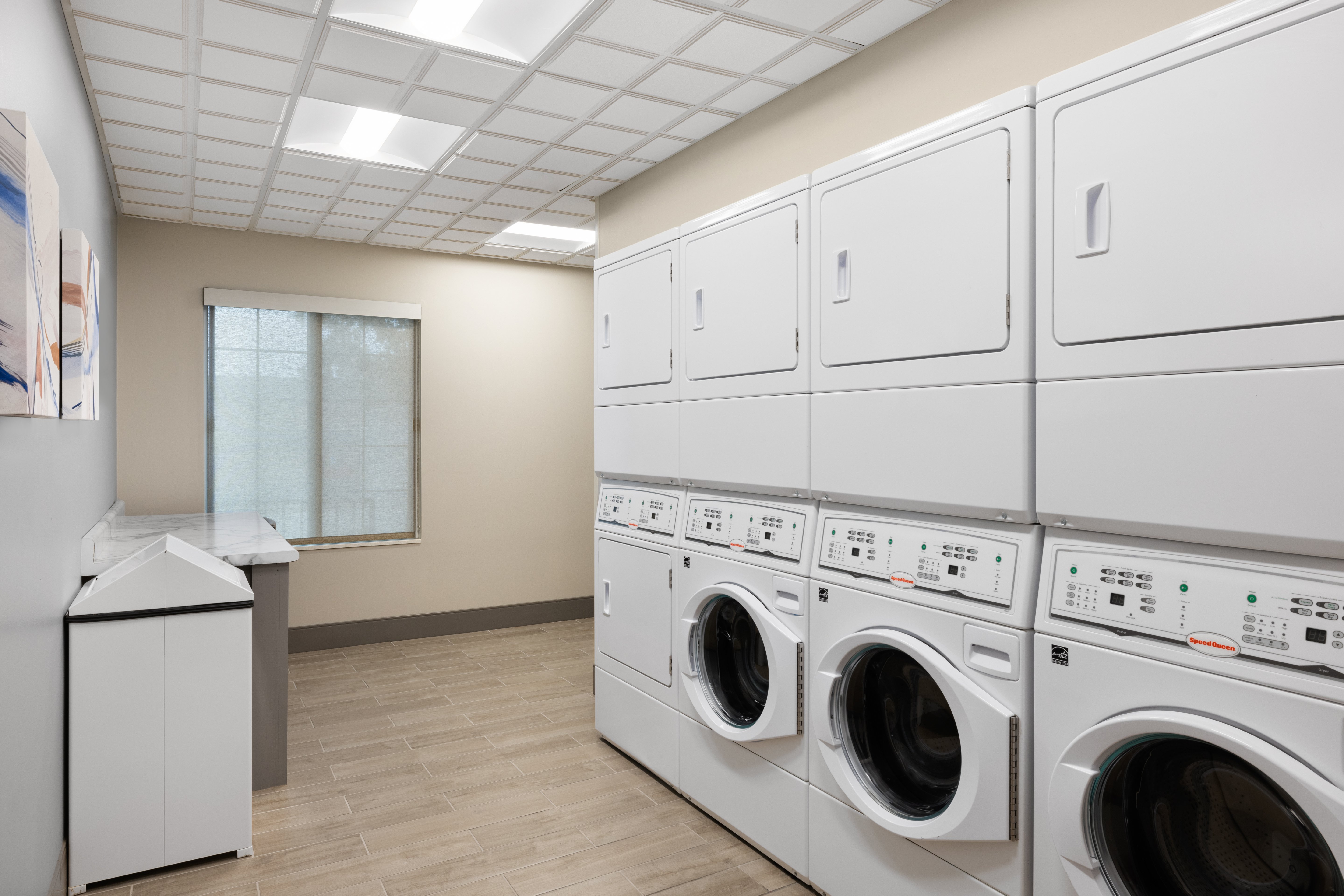 Candlewood Suites Sioux Falls 14/33