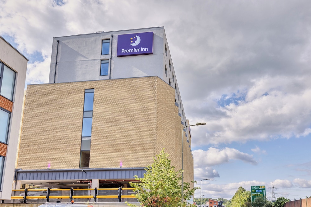 Premier Inn Oxford Botley in OXFORD