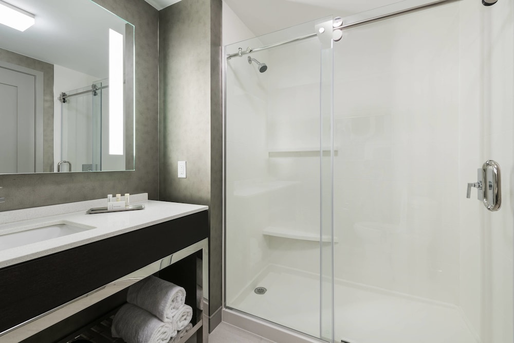 RESIDENCE INN BOSTON CONCORD 16/59