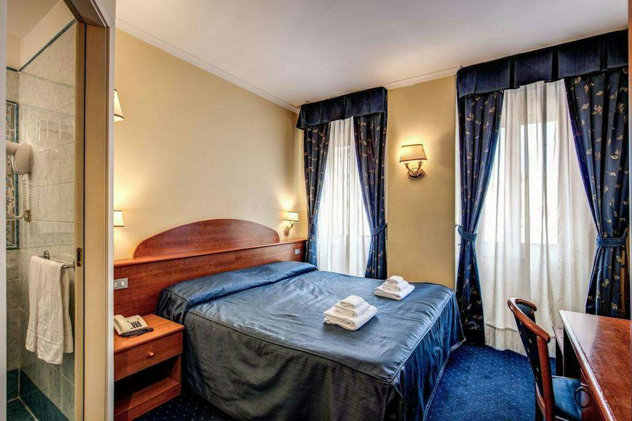 Hotel Laura 24/55