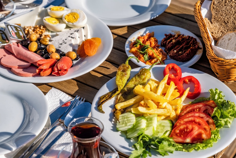Costa Viva Bodrum 33/46