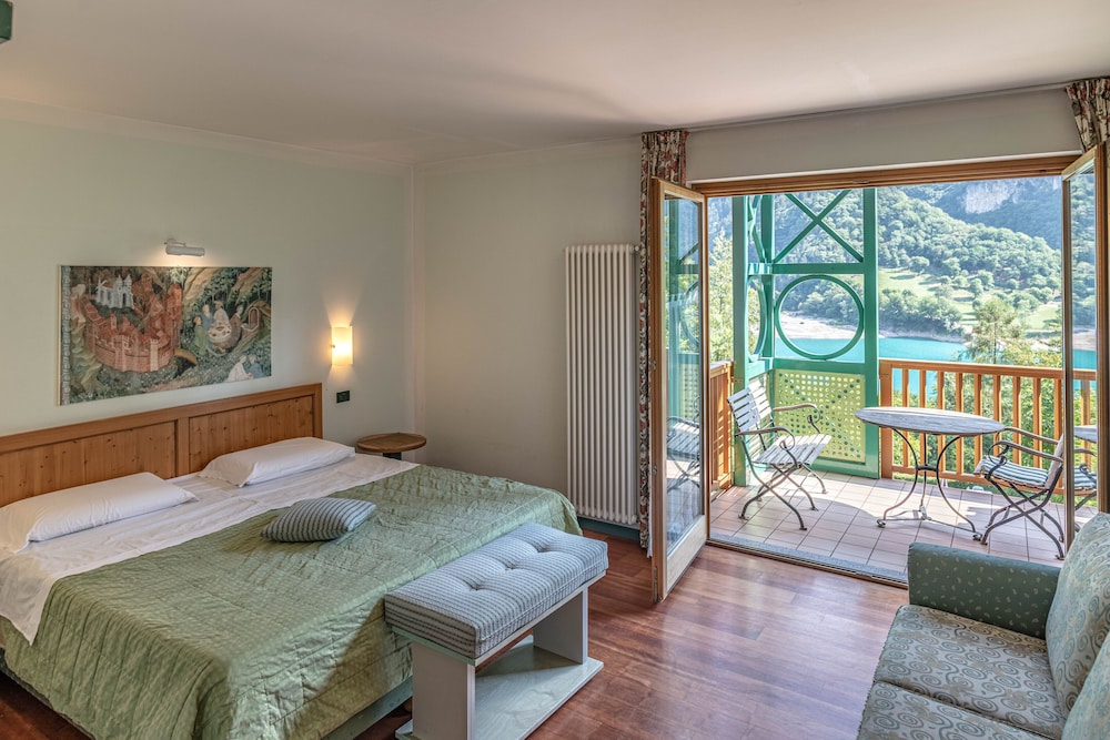 Clubhotel Lago Di Tenno 18/48