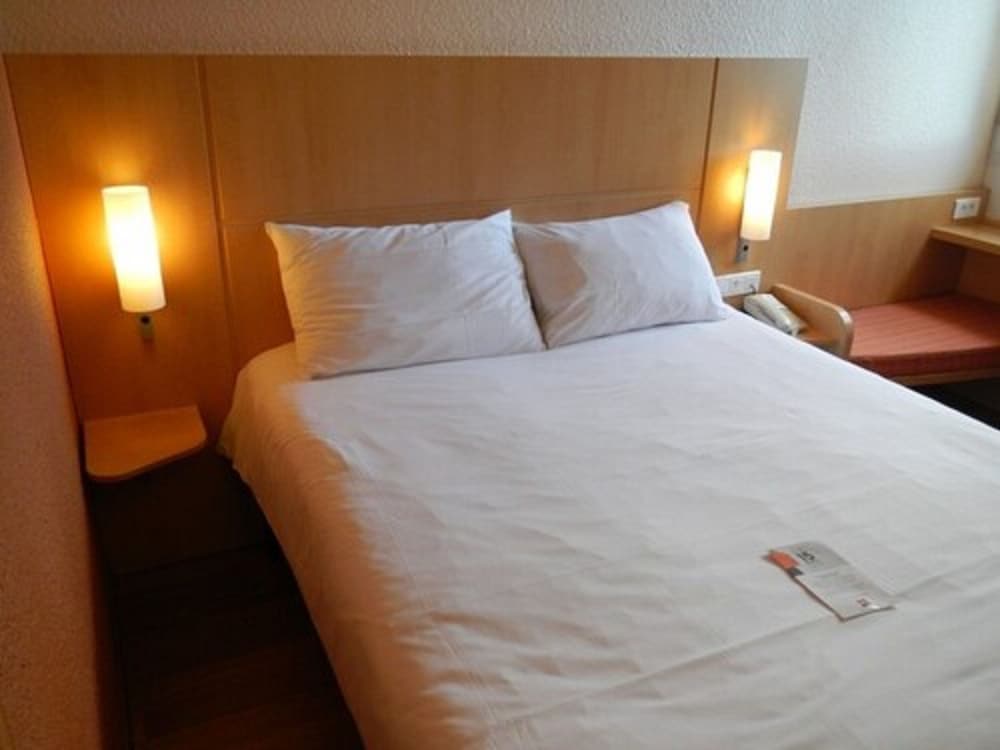 Ibis Poitiers Beaulieu 21/59