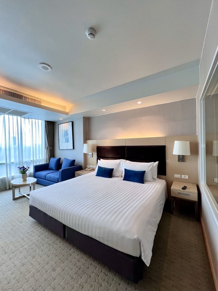 SORA Resort & Suites Sukhumvit 21/73