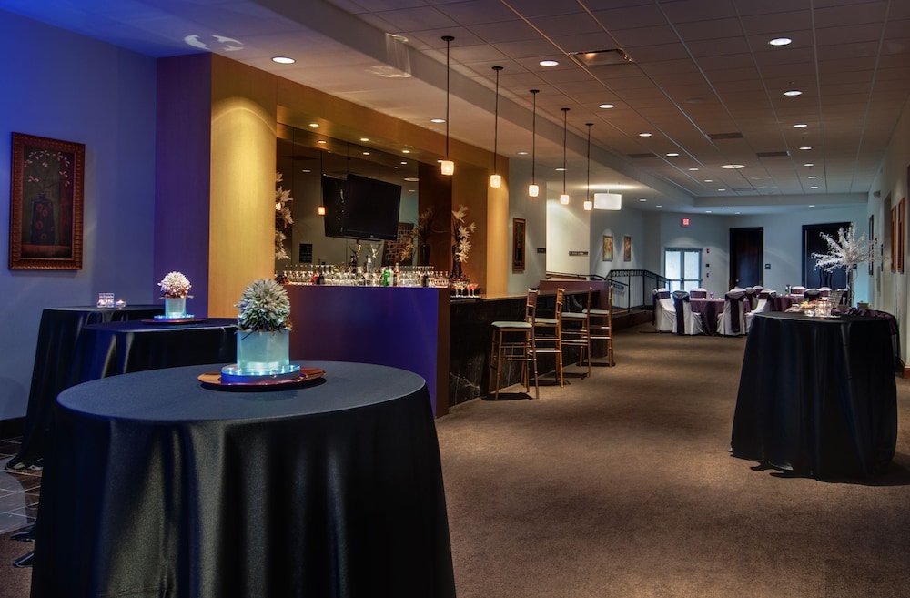 Hilton Garden Inn Cleveland East Mayfield Village 26/36