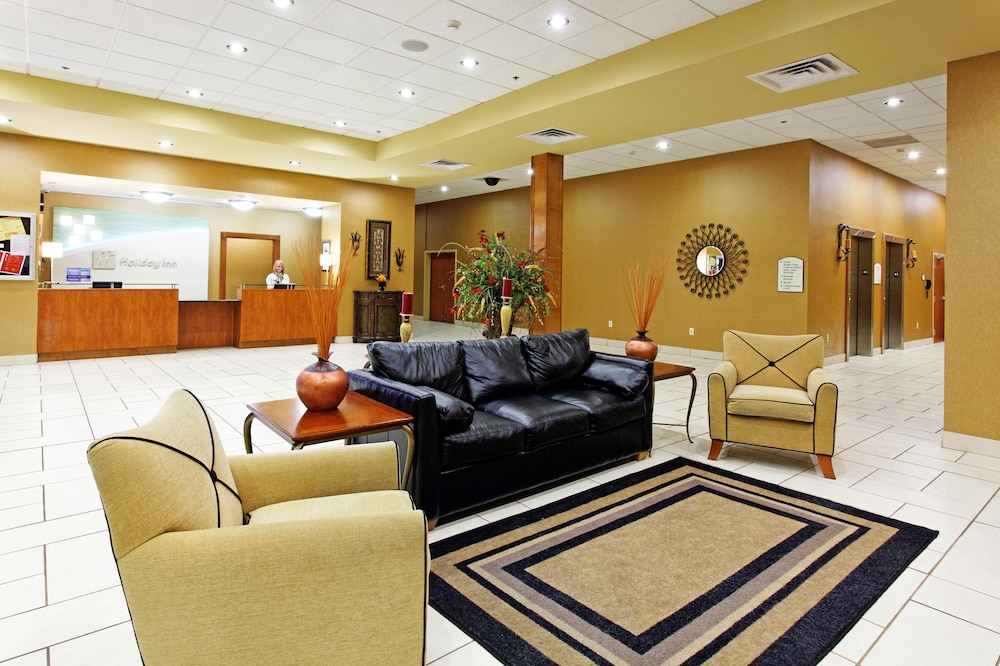 Holiday Inn Batesville 28/39