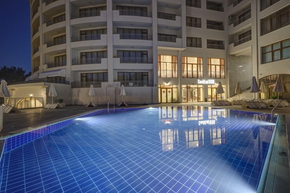 HOTEL CONTINENTAL 5/41