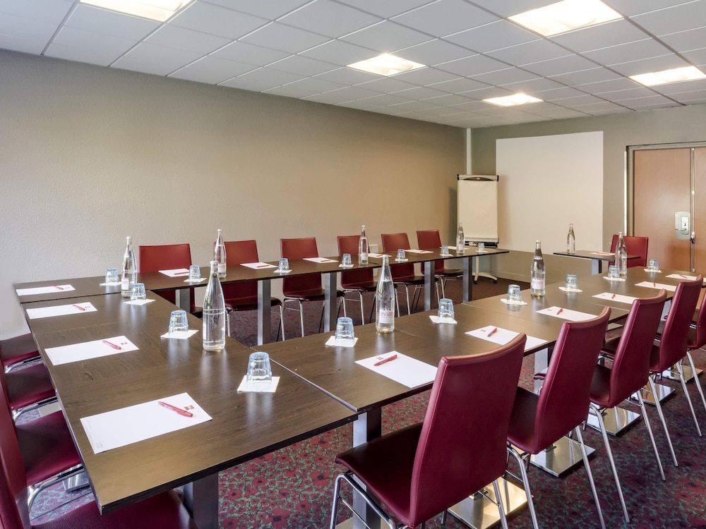 Ibis Creil Sur Oise 31/50